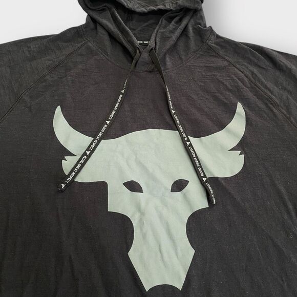 Under Armour Project Rock Black Bull Short Sleeve Hoodie Mens size XL - Picture 3 of 6